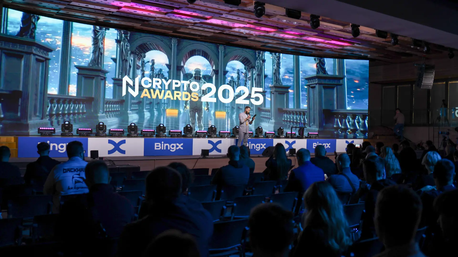 N Crypto Awards 2025: головна криптоподія року у Parkovy