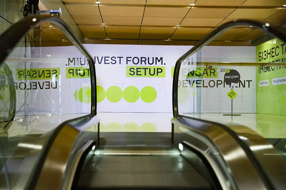 Бізнес, інвестиції та прогнози: SENSAR Development Invest Forum Setup у Parkovy 