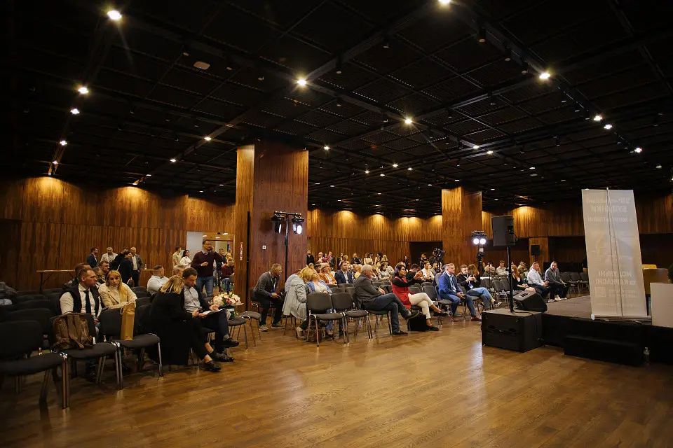 Дводенний II АРХІТЕКТУРНО-БУДІВЕЛЬНИЙ BUSINESS FORUM пройшов у КВЦ "Парковий"