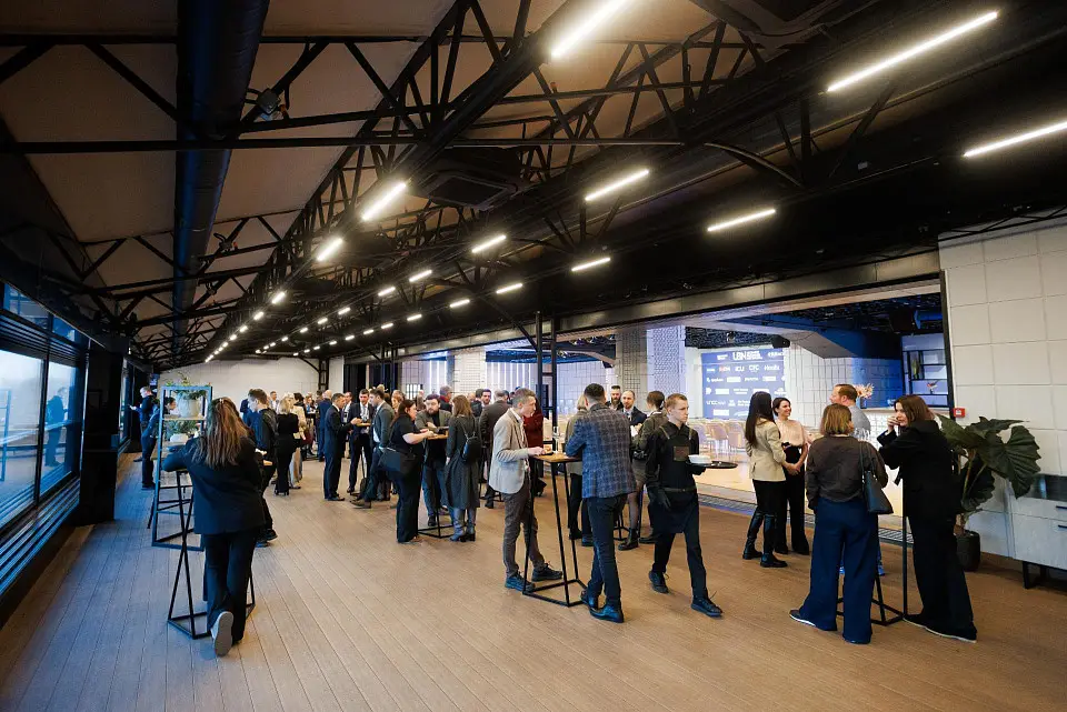 UBN провели «War & Business» у Park Hall Event Space
