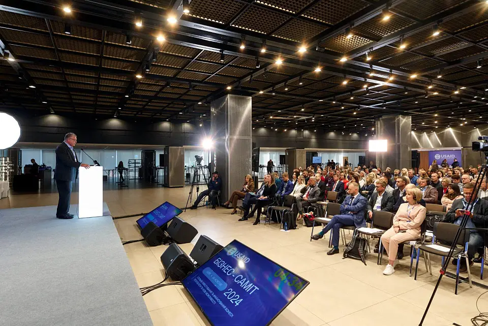 Business Summit 2024 у «Парковому»: Проєкт USAID «Інвестиції для стійкості бізнесу»
