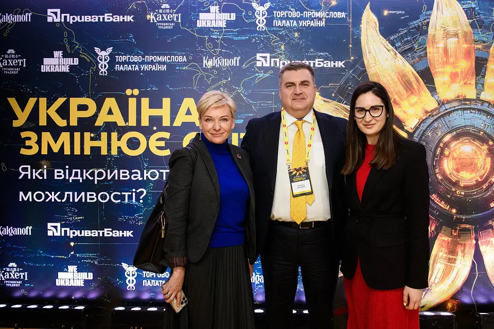 «Україна змінює світ. Діалоги про можливості» – Новий івент NV пройшов у Parkovy