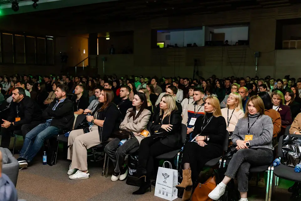 Ukrainian Dental Forum 2025 brought leading specialists together at Parkovy