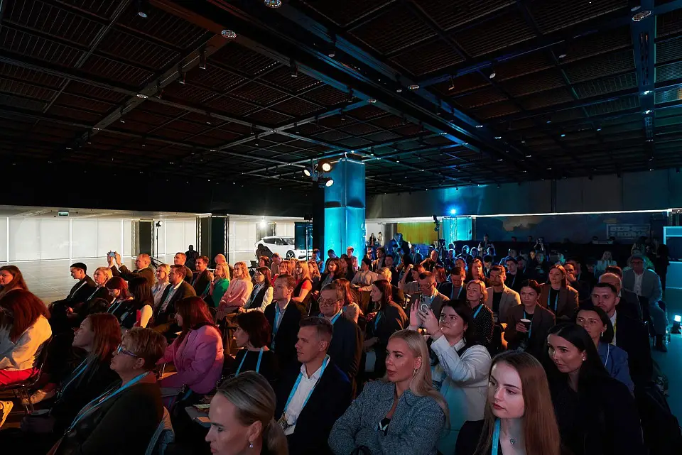 Parkovy hosted a new NV event: "Business and War. Dialogues about the future"