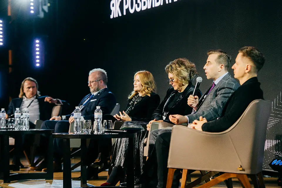 GLOBAL LEADERSHIP FORUM: ARCHITECTS OF THE FUTURE gathered at Parkovy