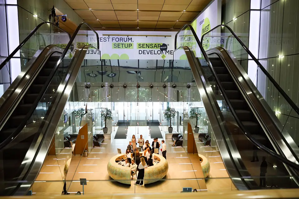 Бізнес, інвестиції та прогнози: SENSAR Development Invest Forum Setup у Parkovy 
