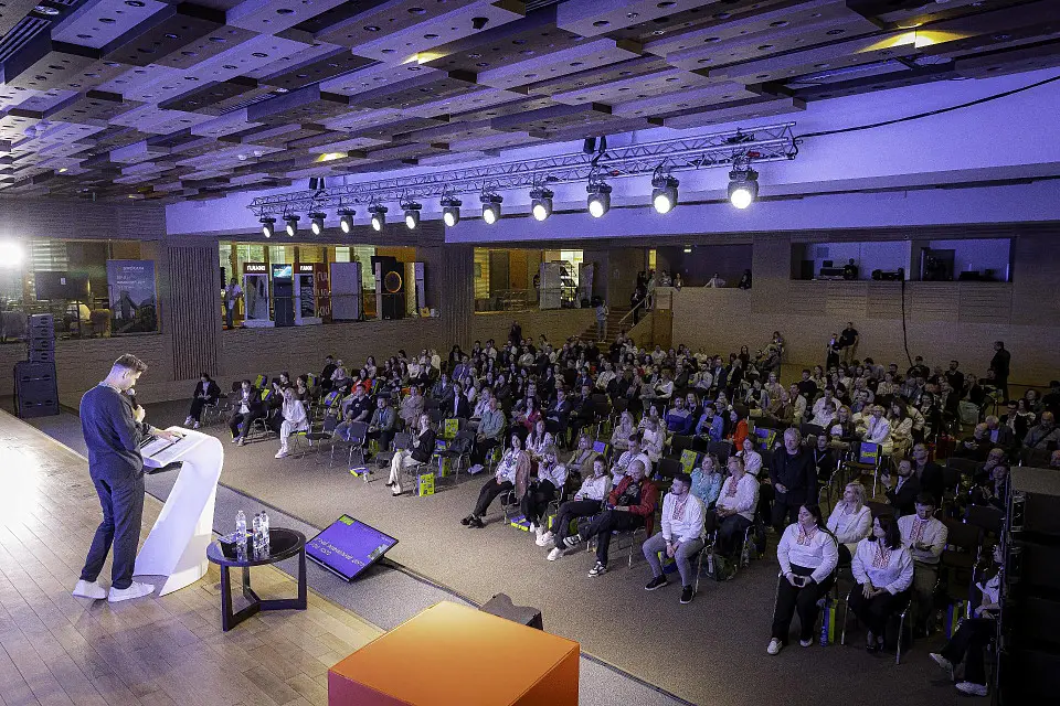 Barrier-free and inclusive in rebuilding the country: Parkovy held the second Ukrainian Construction Congress