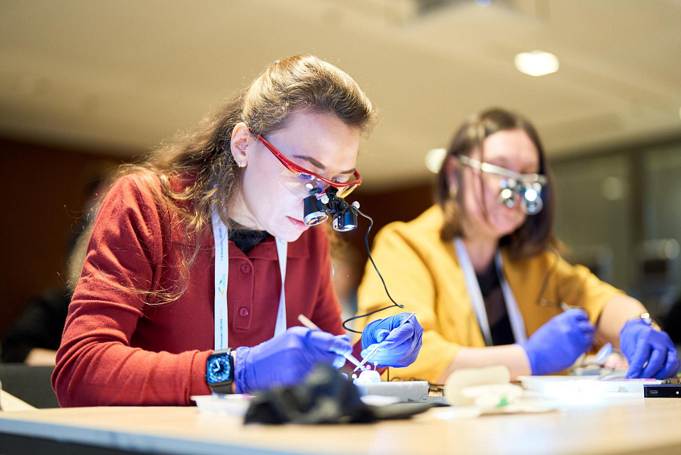 The 1st USCRS Congress: the ophthalmology community at Parkovy