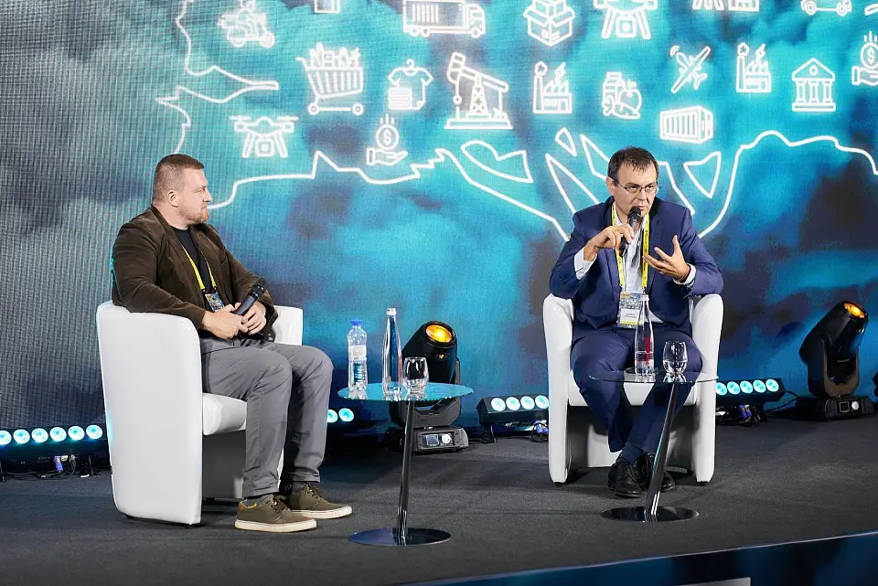 Parkovy hosted a new NV event: "Business and War. Dialogues about the future"