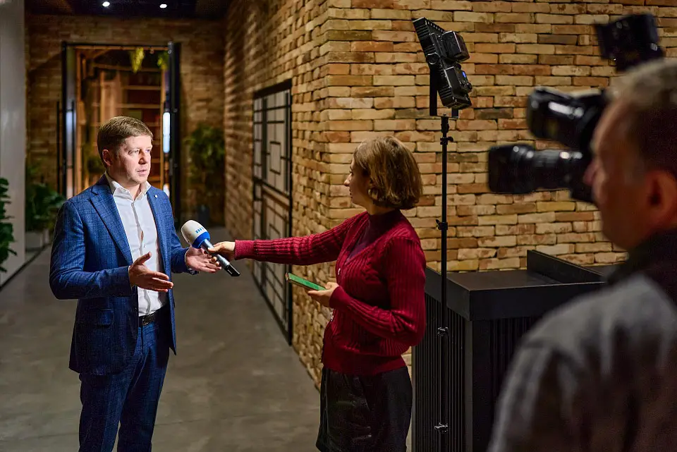 Конференція "Енергія партнерства: інвестиції, інновації в сфері енергоефективності для громад" пройшла у Parkovy