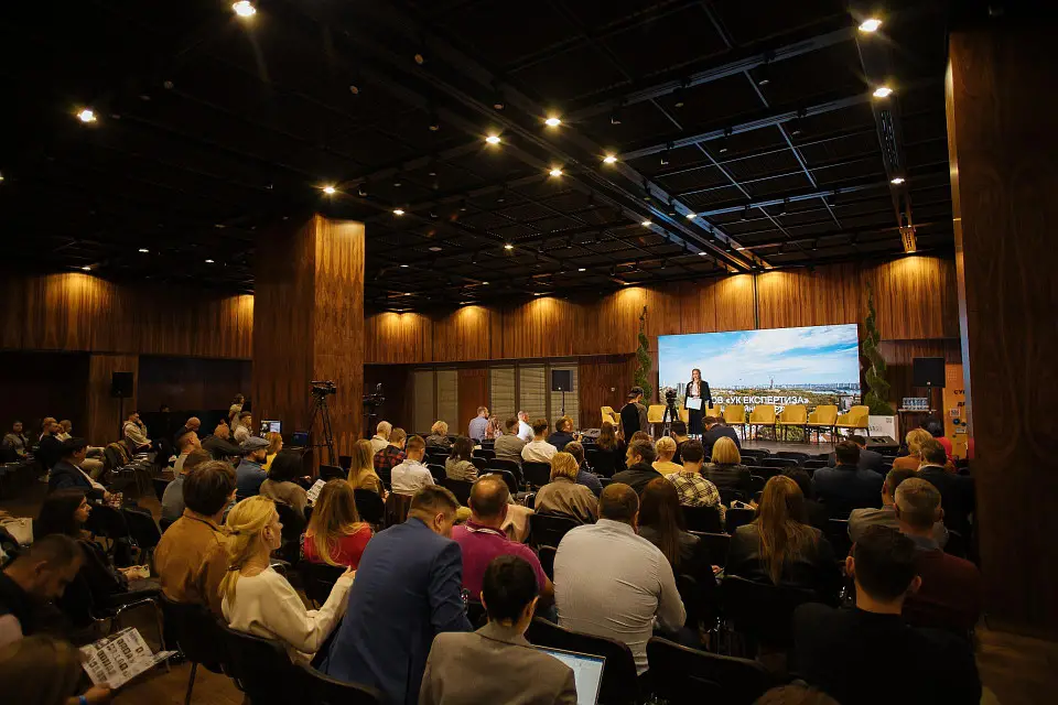 Дводенний II АРХІТЕКТУРНО-БУДІВЕЛЬНИЙ BUSINESS FORUM пройшов у КВЦ "Парковий"