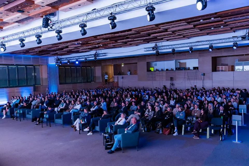 Ukrainian Dental Forum 2025 brought leading specialists together at Parkovy