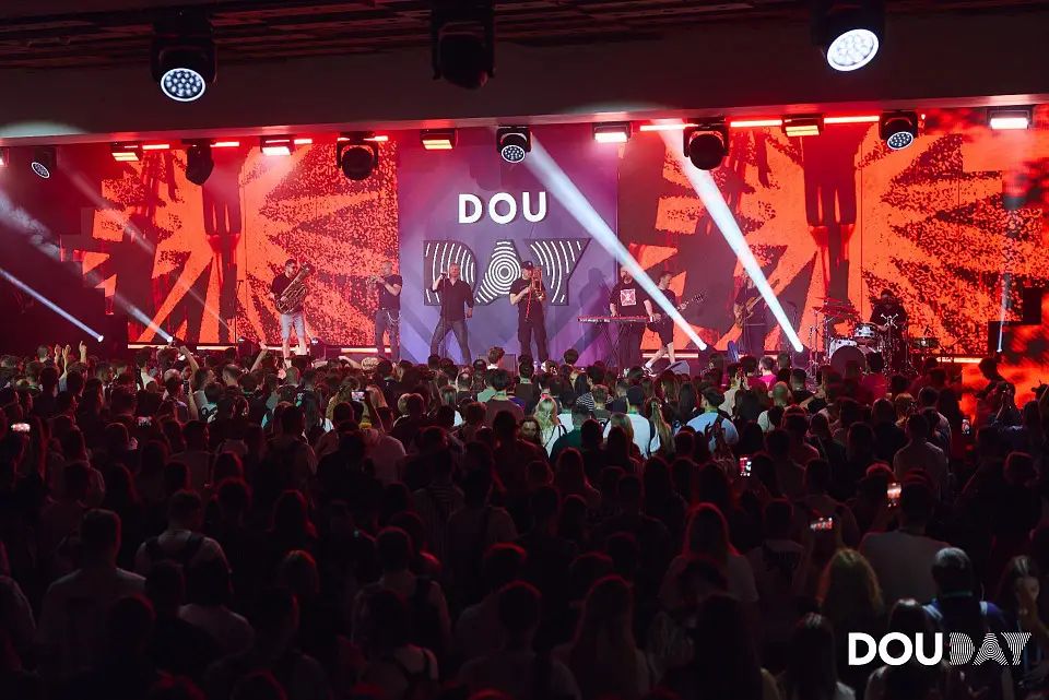 DOU Day 2026: найбільша IT-конференція України втретє у Parkovy
