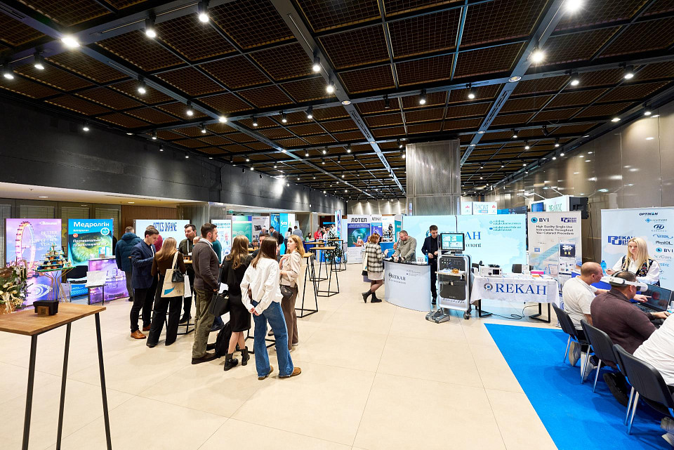 The 1st USCRS Congress: the ophthalmology community at Parkovy