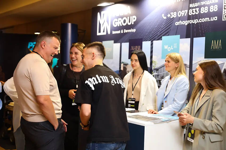 Бізнес, інвестиції та прогнози: SENSAR Development Invest Forum Setup у Parkovy 