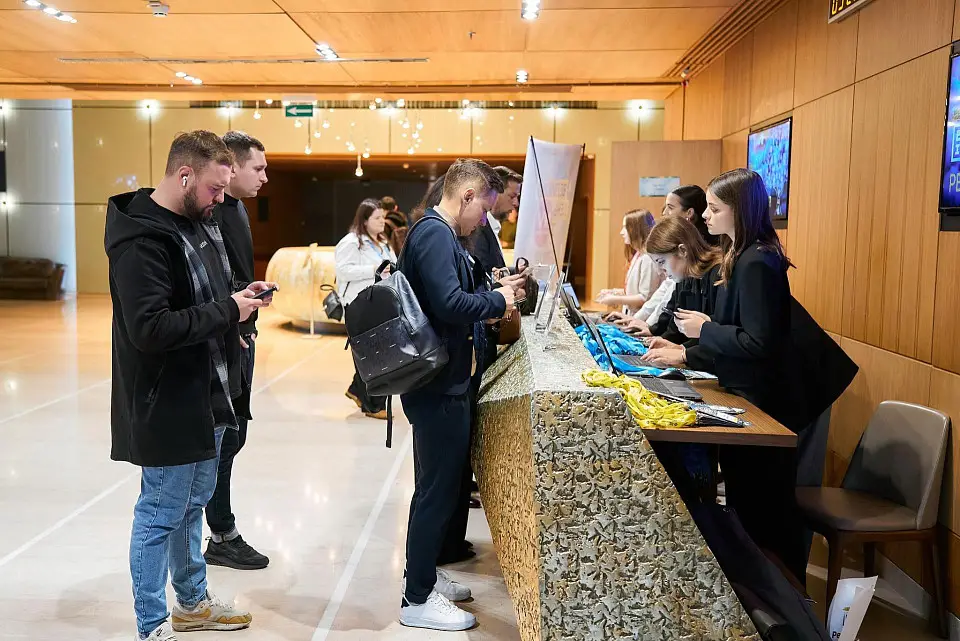 Parkovy hosted a new NV event: "Business and War. Dialogues about the future"