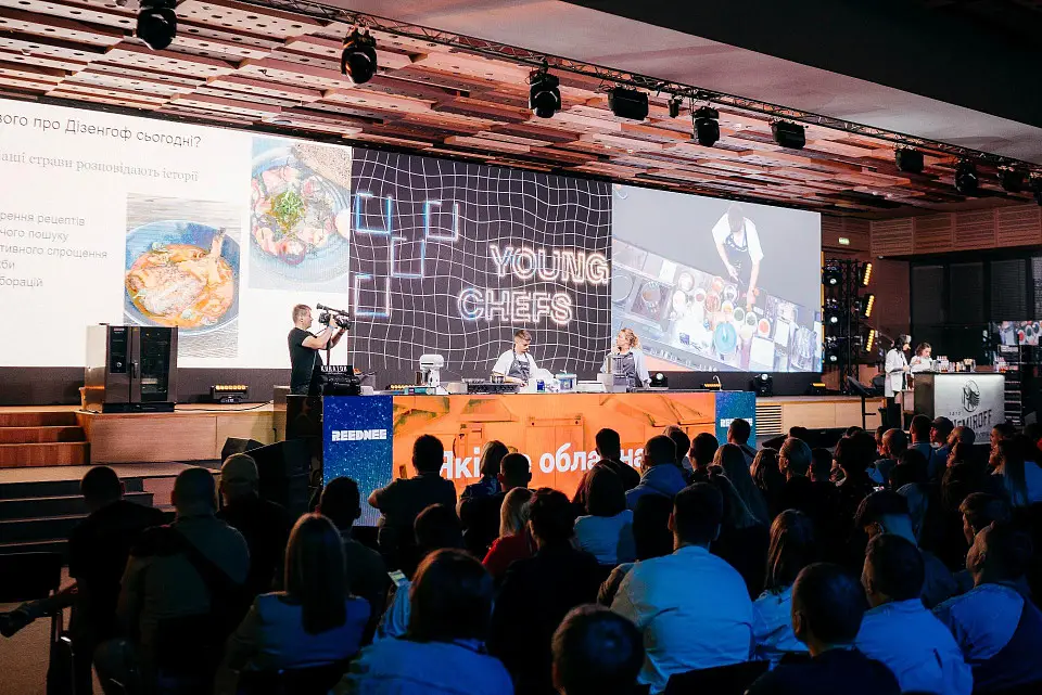 Insights of the gastronomic industry: Young Chefs was held at Parkovy